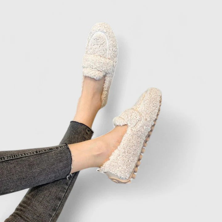 Velura | Chaussons chauds au design élégant